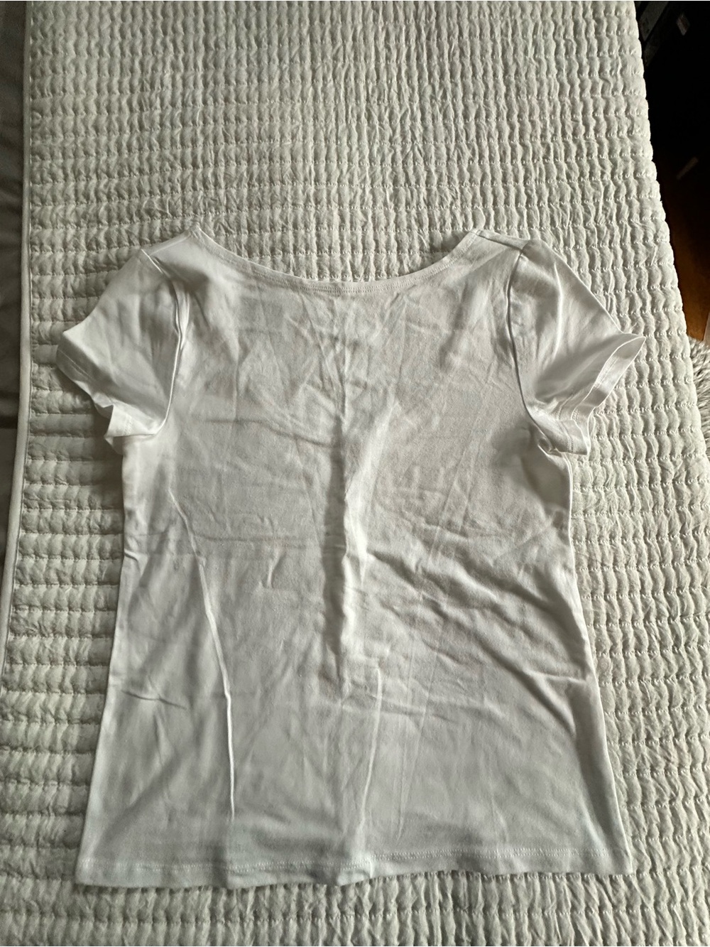 GAP Women's White Short Sleeve Scoop Neck Tee